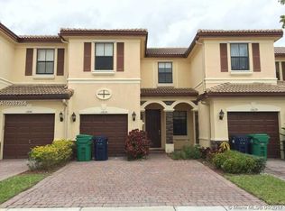 11635 NW 88th Ln, Doral, FL 33178