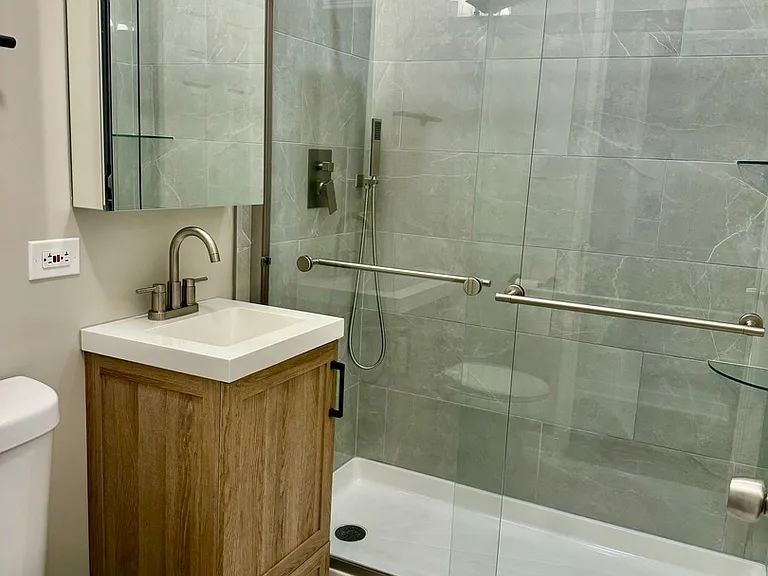 938 North Blvd #402 — Photo 13