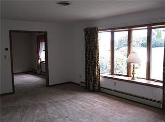 3rd image of 4542 Ferrizzi Dr