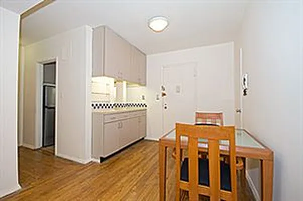 Sold by Douglas Elliman | media 25