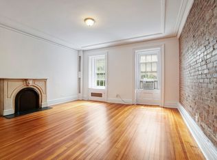 35 E 65th St #Z2, New York, NY 10065