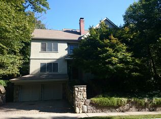 99 Rawson Rd, Brookline, MA 02445