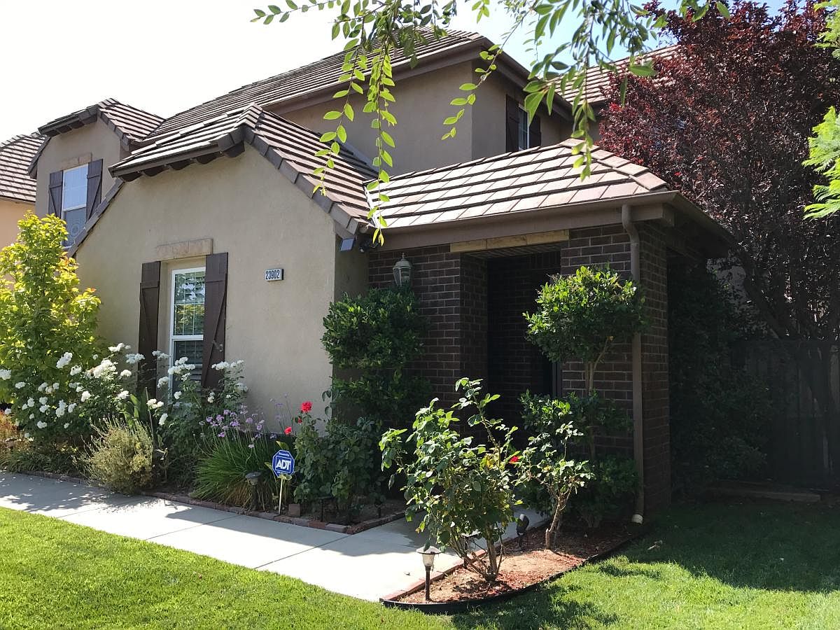 23902 Lakeside Rd, Valencia, CA 91355 Zillow