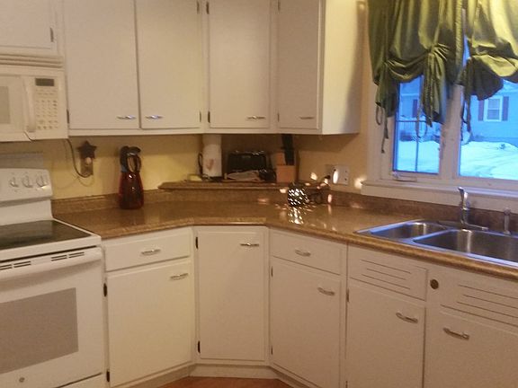 5th image of 222 Jefferson Ave