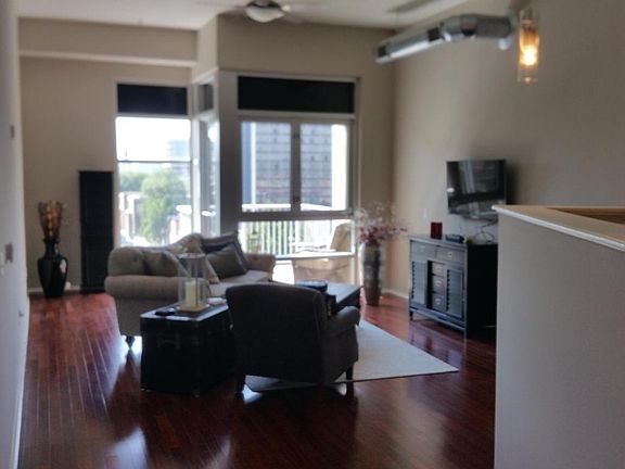 4th image of 440 Walnut St Unit 502