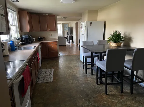 3808 Riverview Dr, Eau Claire, WI 54703