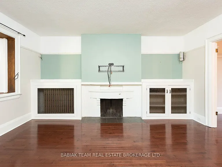 94 Woodside Ave — Photo 4
