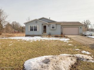 401 Kirby St, Leslie, MI 49251