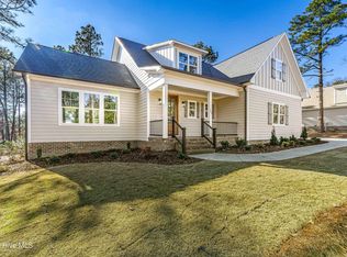 106 Fox Den Dr, West End, NC 27376