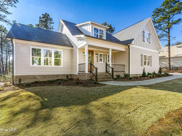 106 Fox Den Drive, Seven Lakes, NC 27376