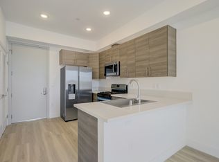 553 N Heliotrope Dr #303, Los Angeles, CA 90004