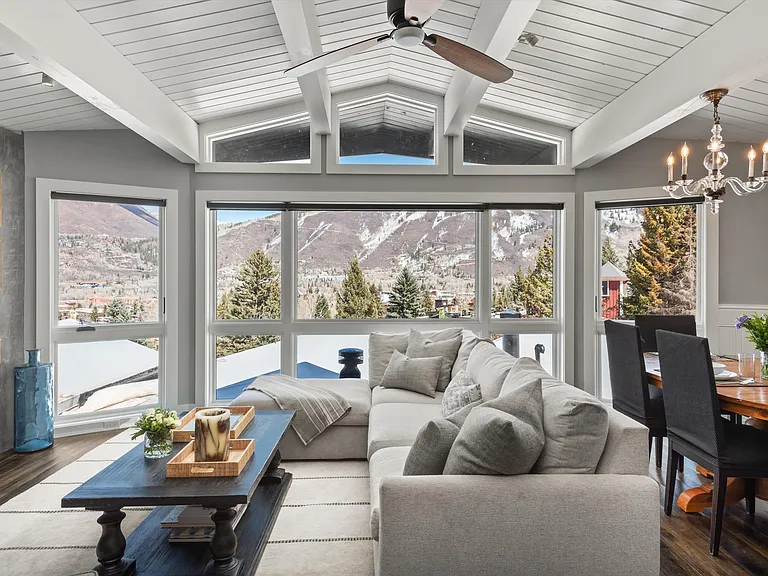 809 S Aspen St #13 — Photo 30