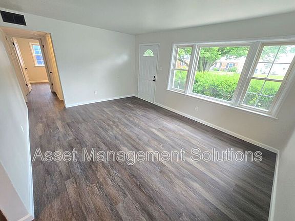 3rd image of 11006 Saint Ambrose Ln