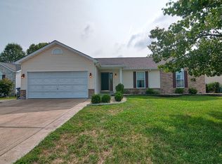 7539 Cinnamon Teal Dr, O'Fallon, MO 63368
