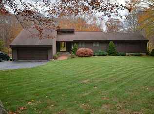 120 Woodville Alton Rd, Hope Valley, RI 02832