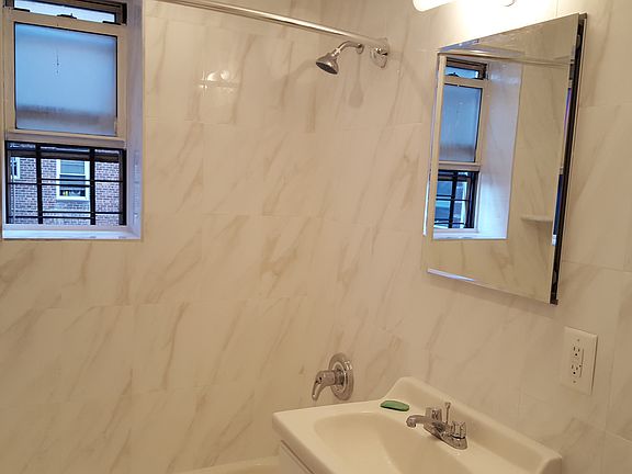 5th image of 3324 77th St #E2