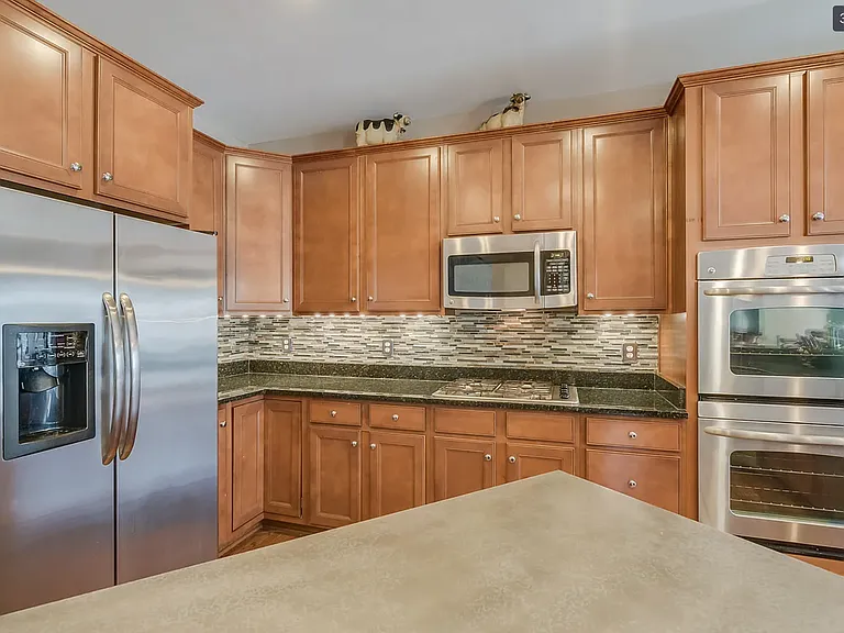 3413 Eagle Ridge Dr — Photo 30