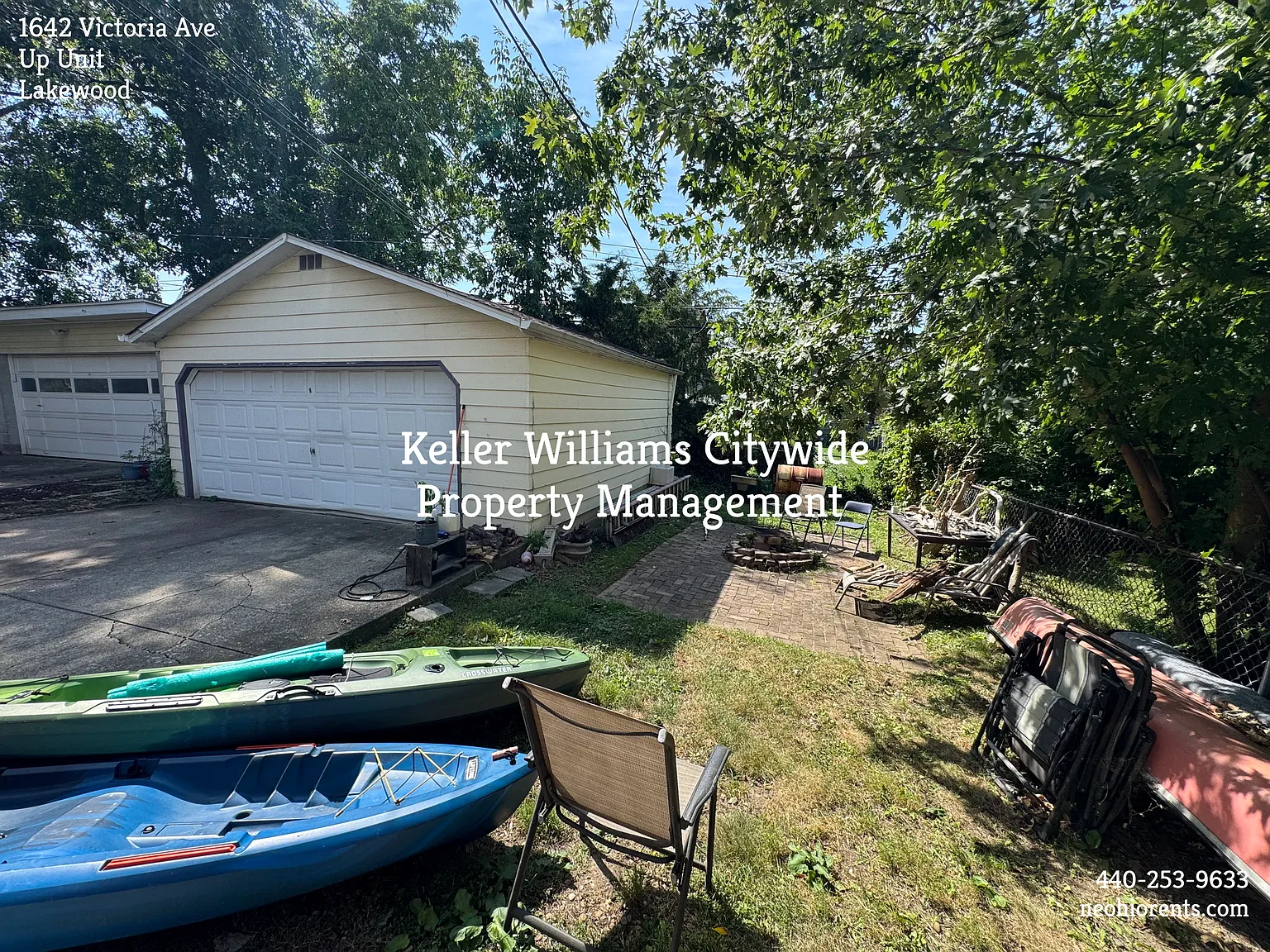 3 bedroom 2 bath Up Unit Lakewood — Photo 4