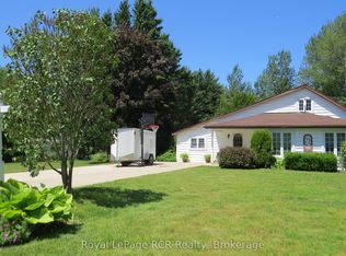 164 Edward St, Saugeen Shores, ON N0H 2L0