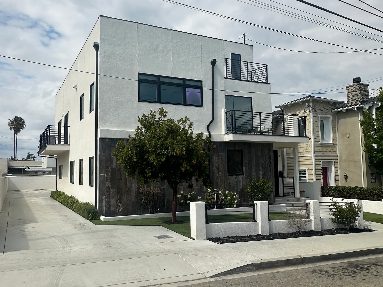 3 bed, 1750 sqft, $7,000 — Photo 2