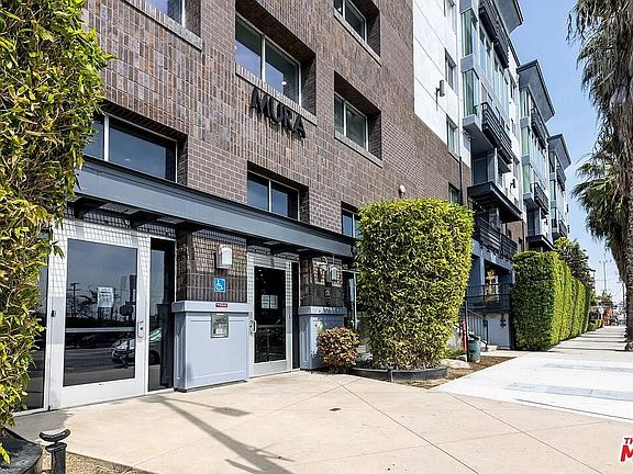 2nd image of 629 Traction Ave APT 632