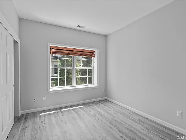 1410 Half Moon Bay Dr — Photo 11