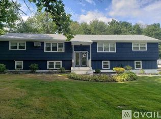 1 Meadow Ln, Salem, NH 03079