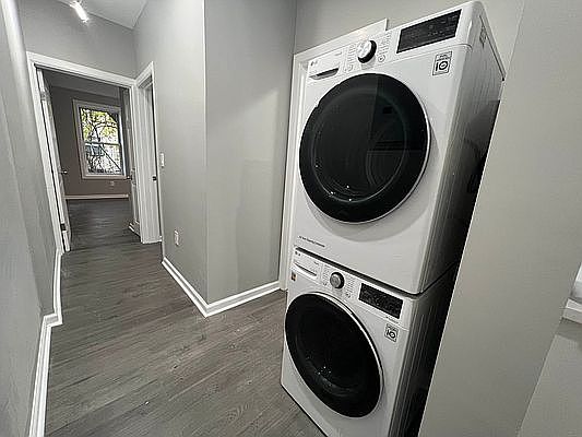 4th image of 1390 Prospect Ave #1CC