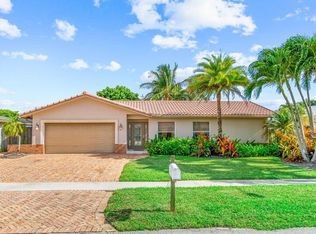 13 Tam O Shanter Ln, Boca Raton, FL 33431