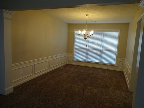 3rd image of 3622 Arnsdale Dr
