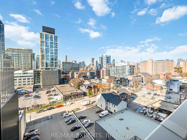 120 Parliament St #902 — Photo 23
