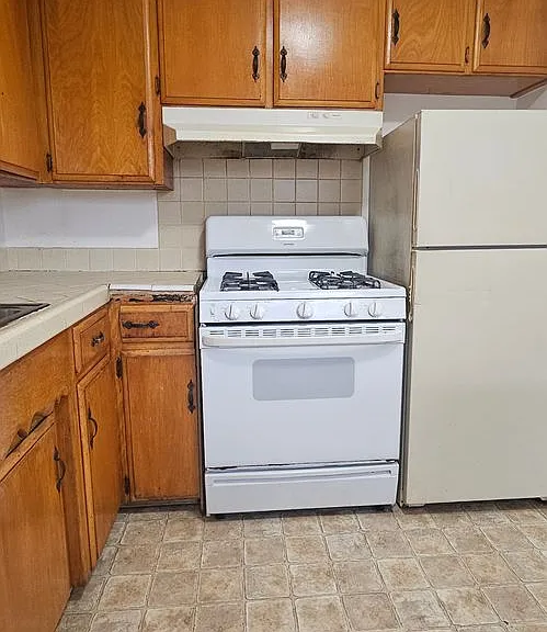 5901 S Land Park Dr — Photo 34