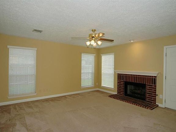 4th image of 13919 Garden Creek Way