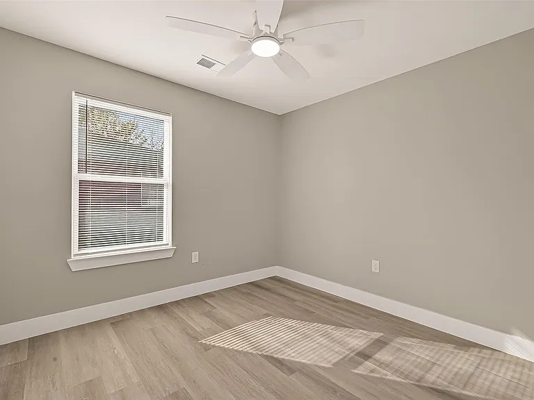 3527 La Retama Dr — Photo 20