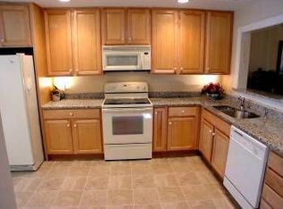 34 Nicholas Ct, Portland, ME 04103