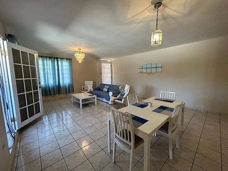 24 Urb Villamar Calle Palmar Sur #C — Photo 6