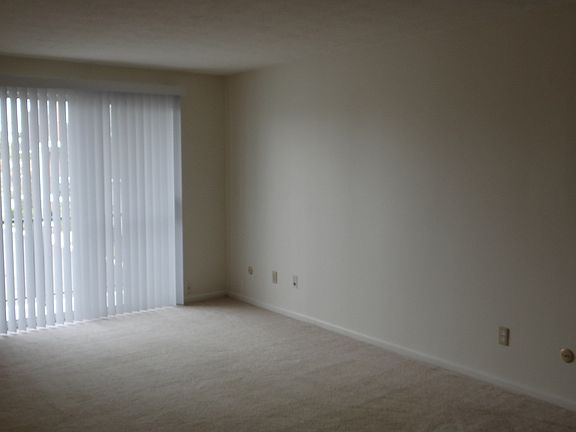 4th image of 995-997 N Market St #997-02