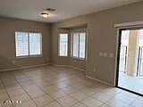5 bed, 2.5 bath, 2375 sqft, $2,450 — Photo 4
