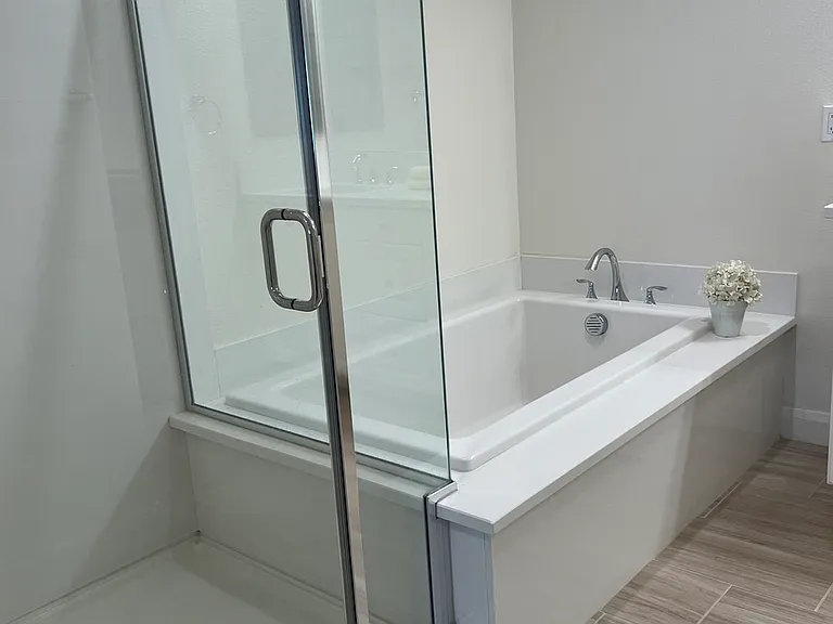 2nd floor, master bathroom