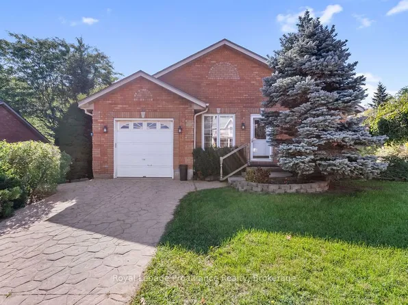 95 Mill St, Quinte West, ON K0K 2C0