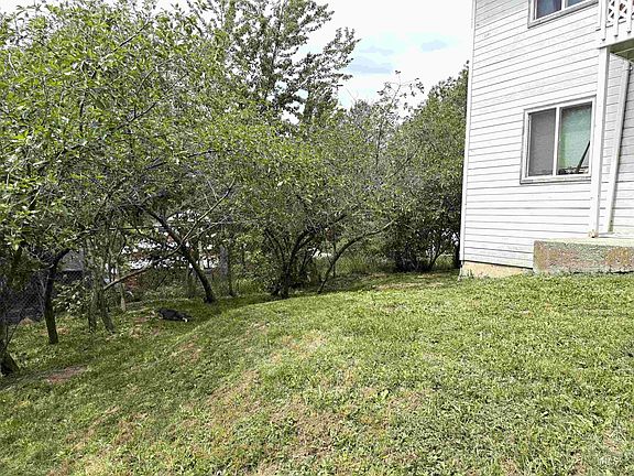 4th image of 725/727 N Brent Dr