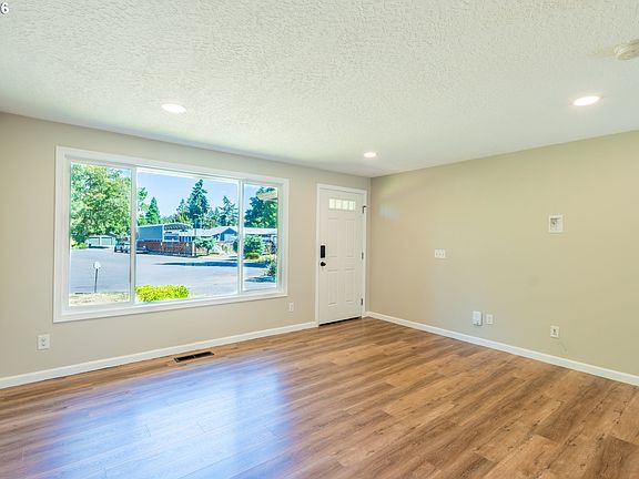 3rd image of 2285 SW 193rd Ct