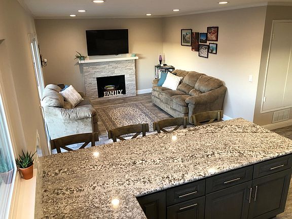 4th image of 6451 Daphne Ct