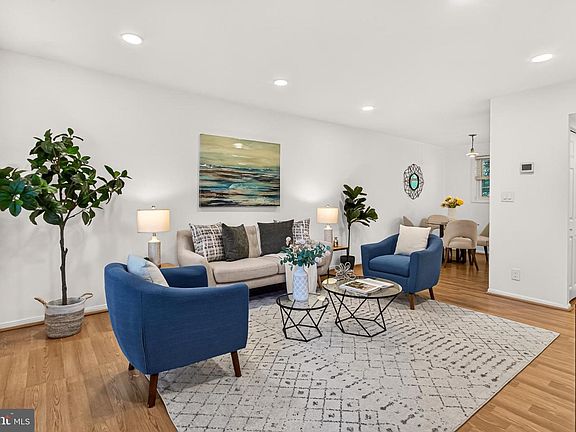 4th image of 2711 S Walter Reed Dr Unit A