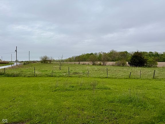5th image of 8545 SE Jeff Rd