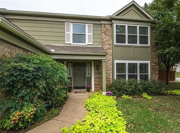 3rd image of 6853 N Park Dr