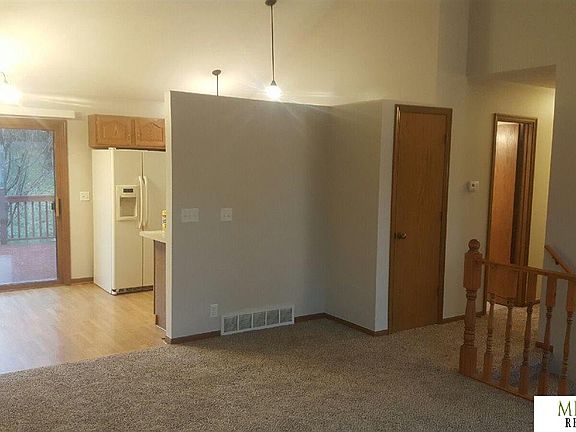 4th image of 9710 S 9th Ave