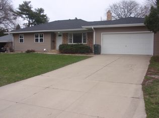 165 Elmridge Rd, Waterloo, IA 50701