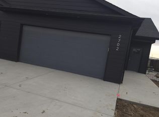 2702 S Greenleaf St, Wichita, KS 67210