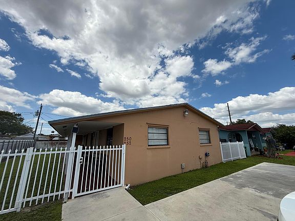 3rd image of 250 SW 76th Court